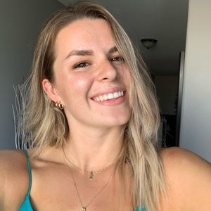 Meet your Posher, Renee-anne